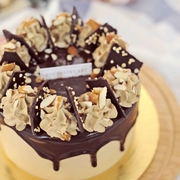 Caramel Coffee  Cake 6"
